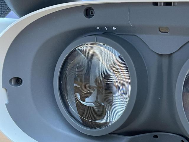 VRAR瞳(tong)距(ju)調(diao)節(jie)微(wei)型(xing)電機(ji)解決方(fang)案